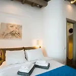 Amallini Mykonos スーパーパラダイスビーチ