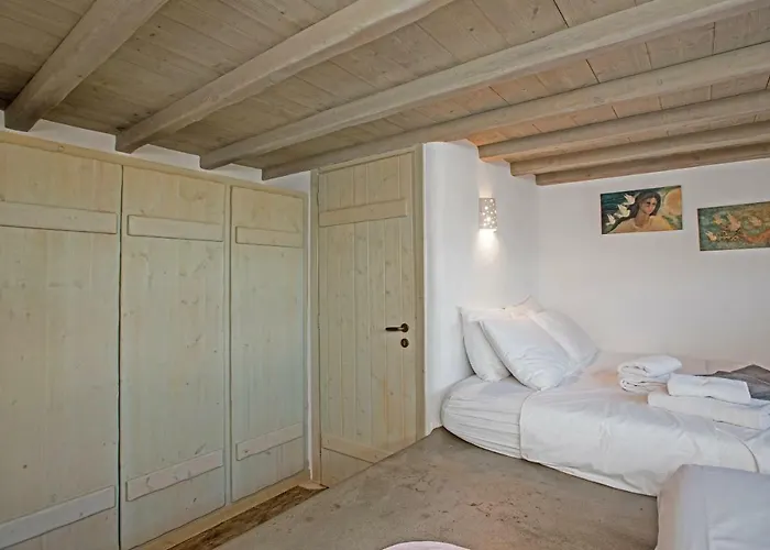 Amallini Mykonos Villa Super Paradise Beach (Mykonos)